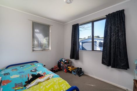 Photo of property in 8 Epping Place, Richmond Heights, Taupo, 3330