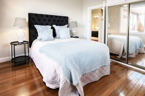 Photo of property in 90 Middleton Road, Kew, Dunedin, 9012