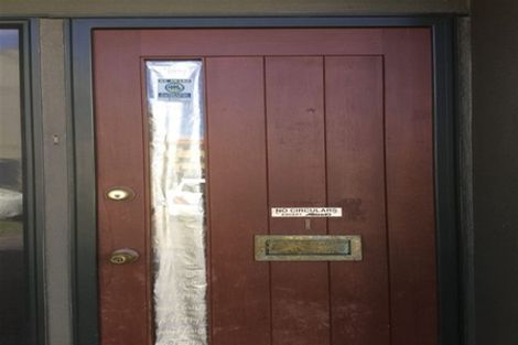 Photo of property in Lynn Park Terrace, 1/12 Ambrico Place, New Lynn, Auckland, 0600