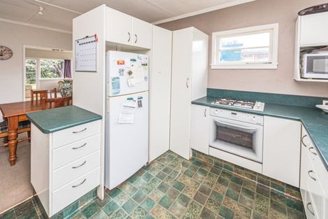 Photo of property in 96 Gonville Avenue, Gonville, Whanganui, 4501