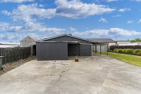 Photo of property in 8 Helensbrook Road, Milton, 9220