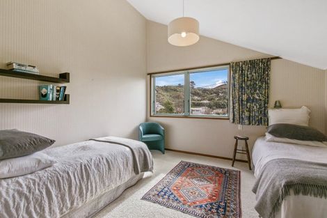 Photo of property in 275 Karori Road, Karori, Wellington, 6012