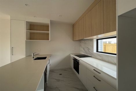 Photo of property in 11 Kaha Road, Takanini, 2110