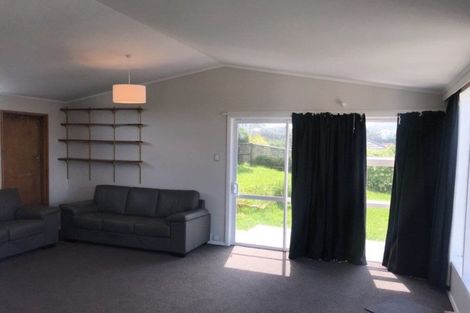 Photo of property in 34 Grove Road, Kelburn, Wellington, 6012