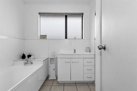 Photo of property in 27 Sylvania Drive, Matua, Tauranga, 3110