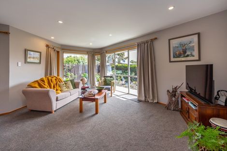 Photo of property in 18a Herbs Place, Cashmere, Christchurch, 8022