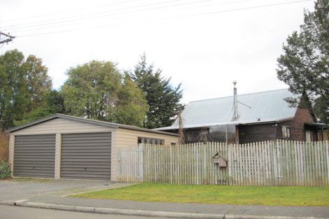 Photo of property in 13 Mckerrow Street, Te Anau, 9600
