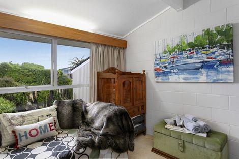 Photo of property in 7b Isobel Street, Acacia Bay, Taupo, 3330