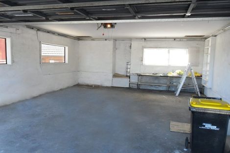 Photo of property in 40 Cunliffe Street, Johnsonville, Wellington, 6037