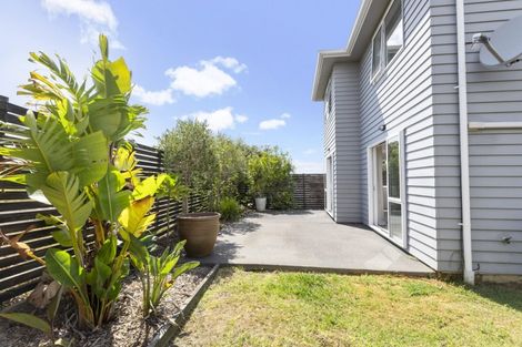 Photo of property in 45 Maylee Crescent, Gulf Harbour, Whangaparaoa, 0930