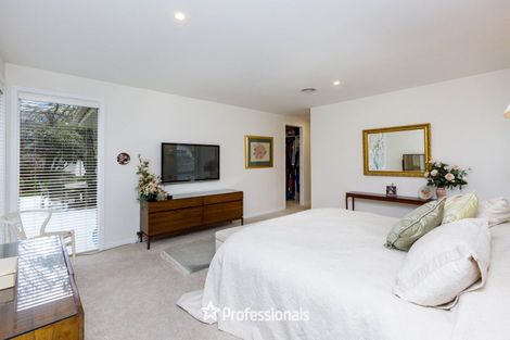 Photo of property in 5 Bateson Way, Heretaunga, Upper Hutt, 5018