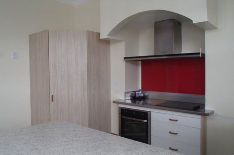 Photo of property in 11 Ada Street, Hokowhitu, Palmerston North, 4410