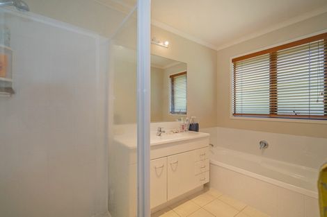 Photo of property in 6 Crown Reef, Pauanui, Hikuai, 3579