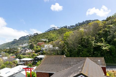 Photo of property in 15 Omar Street, Khandallah, Wellington, 6035
