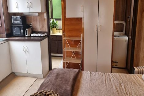 Photo of property in 72b Barrack Road, Mount Wellington, Auckland, 1060