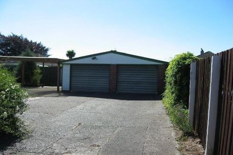 Photo of property in 37 Flay Crescent, Burnside, Christchurch, 8053