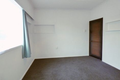 Photo of property in 64 Record Street, Fitzroy, New Plymouth, 4312