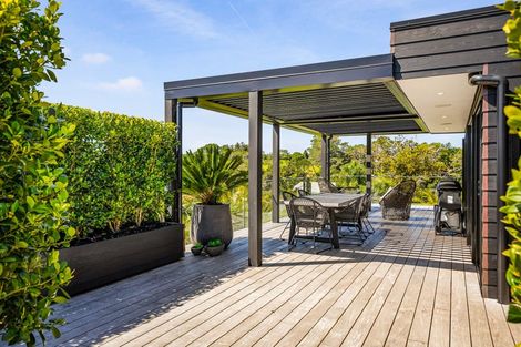 Photo of property in 10 York Terrace, Riverhead, 0820