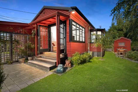 Photo of property in 15 Ohio Street, Martinborough, 5711