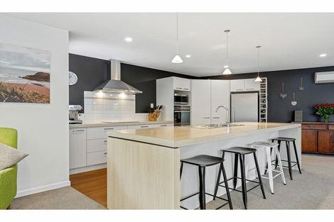 Photo of property in 5 Cyclamen Place, Aidanfield, Christchurch, 8025