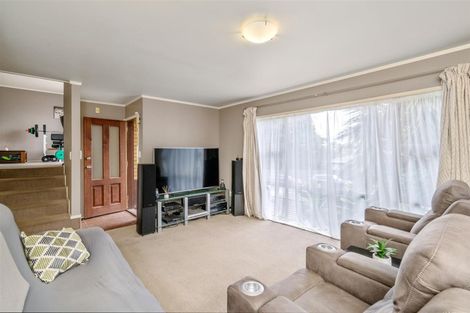 Photo of property in 1/11 Eugenia Rise, Totara Heights, Auckland, 2105