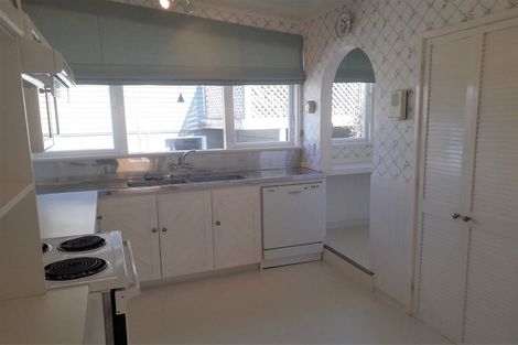 Photo of property in 32 City View Grove, Harbour View, Lower Hutt, 5010