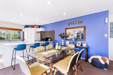 Photo of property in 8b Rathgar Road, Henderson, Auckland, 0610