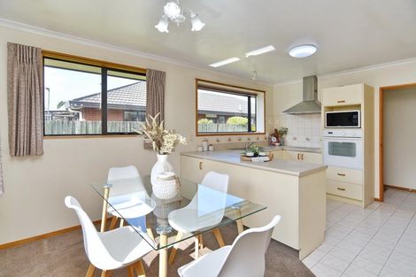 Photo of property in 2/3 Netherby Lane, Shirley, Christchurch, 8061