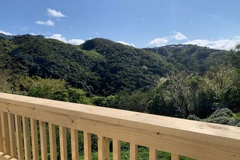 Photo of property in 2 Narbada Crescent, Khandallah, Wellington, 6035