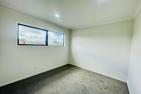 Photo of property in 1 Sharland Avenue, Manurewa, Auckland, 2102