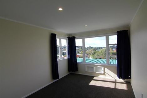 Photo of property in 26 Elizabeth Drive, West Harbour, Auckland, 0618