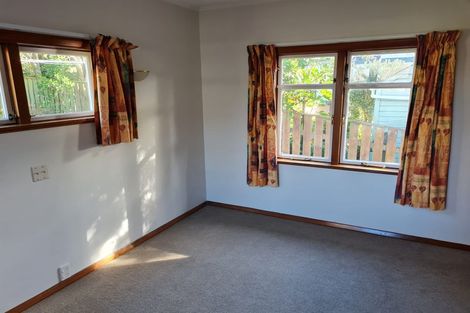 Photo of property in 11a Braithwaite Street, Karori, Wellington, 6012