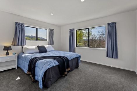 Photo of property in 22 Granville Street, Silverstream, Upper Hutt, 5019