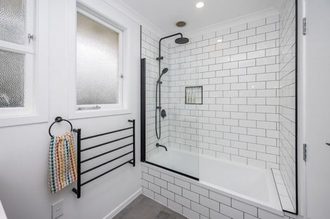 Photo of property in 7 Manapouri Place, Glenview, Hamilton, 3206