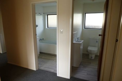 Photo of property in 2/22 Anaru Street, Raumati Beach, Paraparaumu, 5032