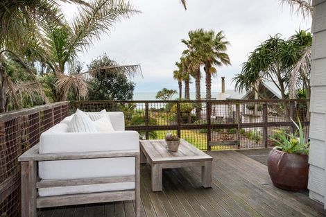 Photo of property in 279 Clifton Road, Te Awanga, 4102