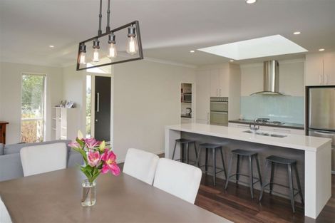 Photo of property in 14 Riverside Way, Amberley, 7410