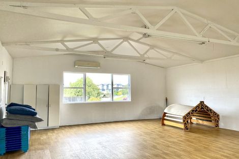 Photo of property in 12 Locket Road, Glenfield, Auckland, 0629