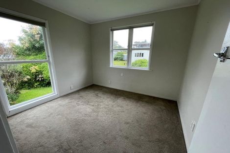 Photo of property in 65 Lauderdale Road, Birkdale, Auckland, 0626