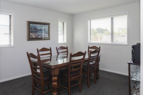 Photo of property in 11 Styxspring Lane, Harewood, Christchurch, 8051