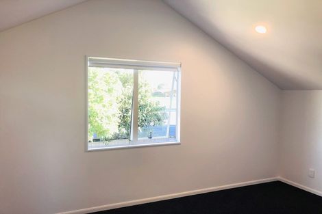 Photo of property in 3/57 Gladstone Road, Northcote, Auckland, 0627