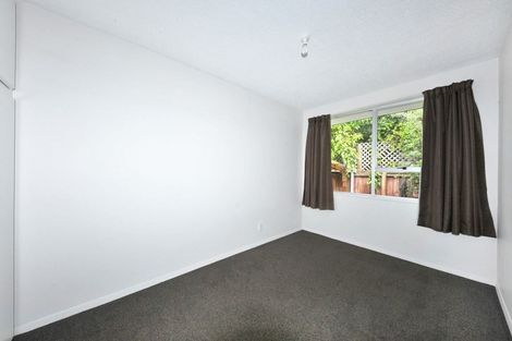 Photo of property in 2/73 Royal Park Drive, Parklands, Christchurch, 8083