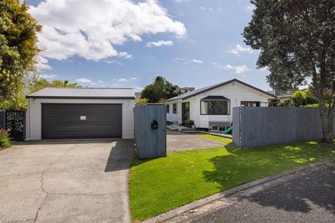 Photo of property in 49 Topaz Drive, Papamoa Beach, Papamoa, 3118