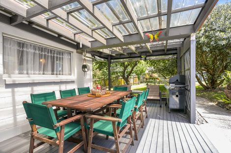 Photo of property in 88 Glendene Avenue, Glendene, Auckland, 0602