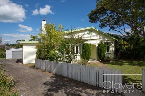 Photo of property in 15 Powell Street, Avondale, Auckland, 1026