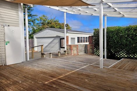 Photo of property in 12 Garrison Street, Carterton, 5713