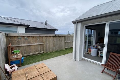 Photo of property in 17 Chain Place, Papamoa, 3118