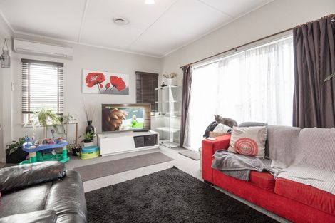 Photo of property in 819 Clive Street, Akina, Hastings, 4122