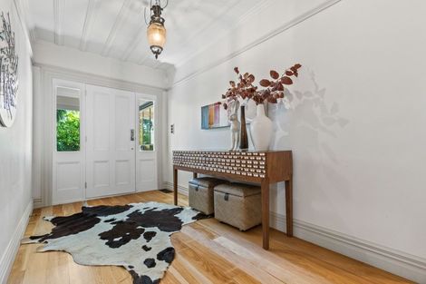 Photo of property in 7 Symonds Street, Onehunga, Auckland, 1061