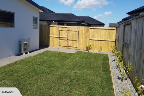 Photo of property in 9 Hanlow Place, Pyes Pa, Tauranga, 3112